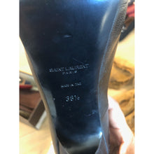 Load image into Gallery viewer, Saint Laurent All Black Leather Pumps
