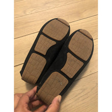 Load image into Gallery viewer, Ferragamo Suede Navy Blue Loafers