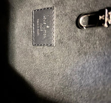 Load image into Gallery viewer, Louis Vuitton Neverfull MM - EPI