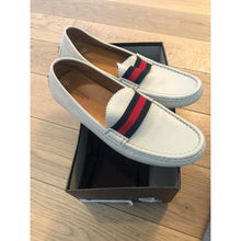 Load image into Gallery viewer, Gucci White Leather Loafers with Burgundy & Blue Strap