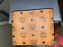 Load image into Gallery viewer, MCM Claus Bifold Wallet