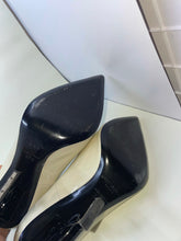 Load image into Gallery viewer, Saint Laurent Opyum Pumps