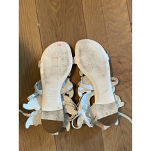 Load image into Gallery viewer, Guiseppe Zanotti White Wing Sandals
