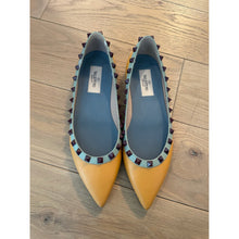 Load image into Gallery viewer, Valentino Rockstud Calfskin Ballet Flat Mustard Yellow
