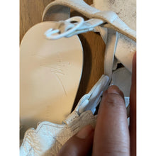 Load image into Gallery viewer, Guiseppe Zanotti White Wing Sandals
