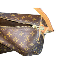 Load image into Gallery viewer, Louis Vuitton Keepall 55
