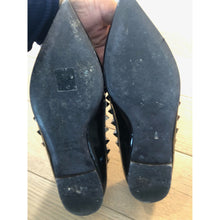 Load image into Gallery viewer, Valentino Rockstud Patent Ballet Flat in Black
