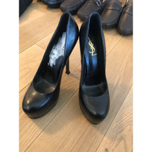 Load image into Gallery viewer, Saint Laurent All Black Leather Pumps
