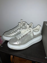 Load image into Gallery viewer, Alexander McQueen Platform Sneakers
