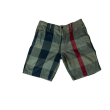 Load image into Gallery viewer, Burberry Green Shorts
