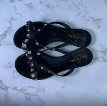 Load image into Gallery viewer, Valentino Garavani Rubber Rockstud

