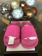 Load image into Gallery viewer, Gucci Pink Slides
