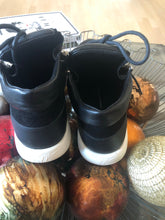 Load image into Gallery viewer, Giuseppe Zanotti Sneakers
