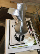 Load image into Gallery viewer, Gianvito Rossi Silver Strap Pump
