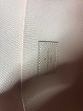 Load image into Gallery viewer, Louis Vuitton Felicie Pochette
