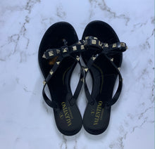 Load image into Gallery viewer, Valentino Garavani Rubber Rockstud
