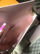Load image into Gallery viewer, Louis Vuitton Felicie Pochette
